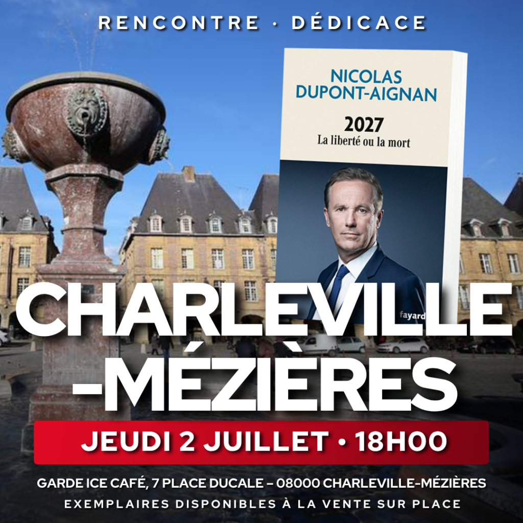 Nicolas Dupont-Aignan en dédicace à Charleville-Mézières le 02/07/26